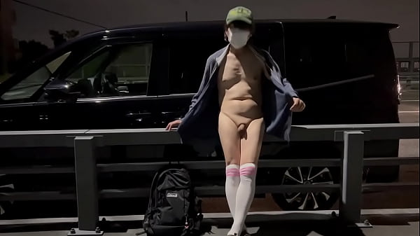 女装まゆの深夜全裸露出 