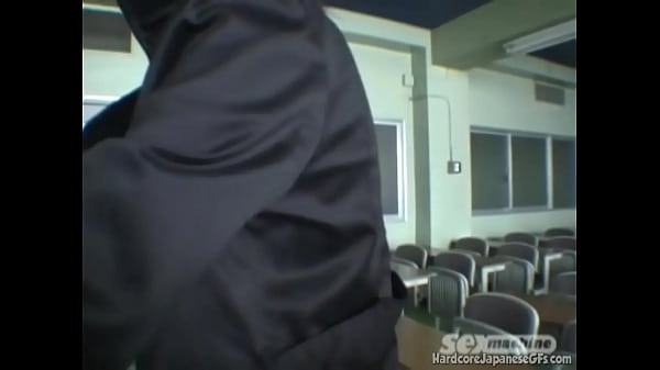 Play MP4 - Japanese cum slut sucks on dick