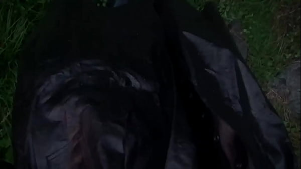 Nonton Waders In The Rain thumbnail