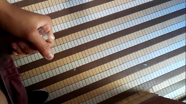 Play MP4 - WANK SOLO