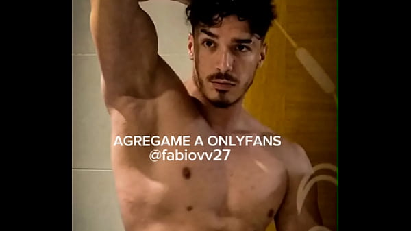 Chico musculoso quiere guerra