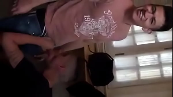 CHUPADOLE LA VERGA A CHACAL 