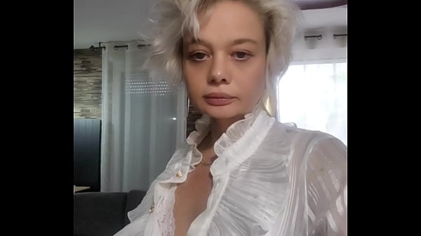 Nonton Tu As Envie De Voir Plus thumbnail