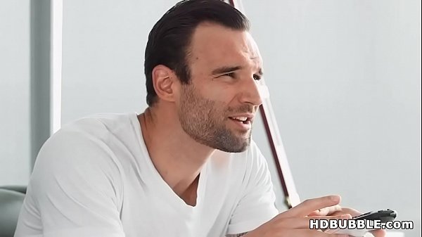 Fat cock filled a latina dancer's tight pussy 