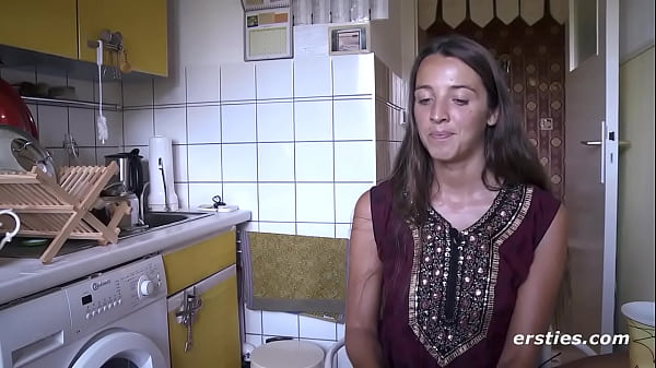 Play MP4 - Ersties&colon; Tanja Fingers Her Hairy Pussy