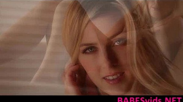 Amateur Porn With A Hot Real Beauty () 