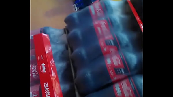 Play MP4 - Culona en walmart