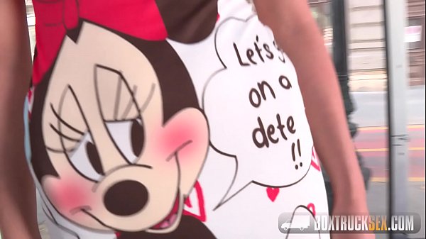 Play MP4 - Hot Laurita shows her shaved pussy and perky ass