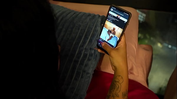 Nonton Black Guy Serving A Big Black Dick To A Horny And Horny Girl! thumbnail