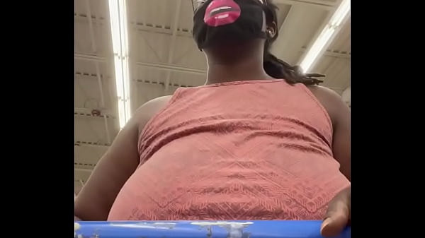 I wonder who Seen_Nookiescookies nipples in Walmart