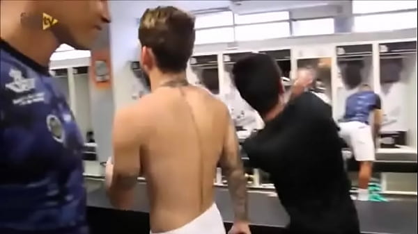 Play MP4 - A U T O M A T I C A M E N T E