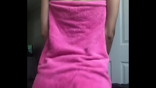 Skinny hot_teen showing her_naked body