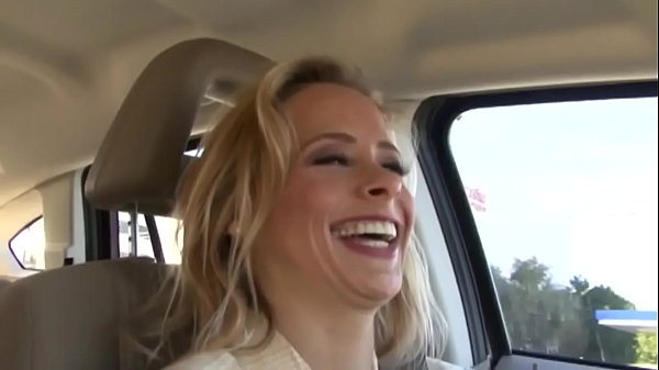 Play MP4 - Payton married mature woman gets fucked by a super gifted chocolate