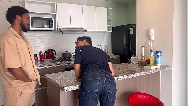 follando analmente a hetero en sala de un apartamento lujoso 