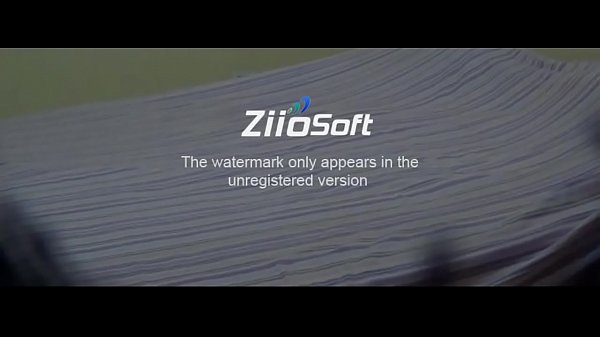 italian girl love_money for