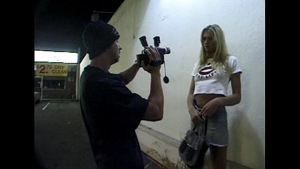 Play MP4 - Metro - Runaway Teens - scene 1