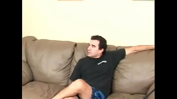 Nonton Hot Nasty Nice Body Brunette Babe Gets thumbnail