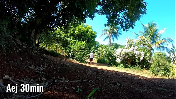 Nonton Cardio Intenso Ou Aer&oacute;bico Em Jejum Para Emagrecer? thumbnail