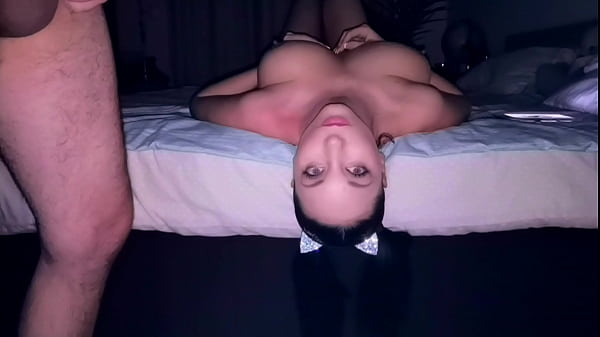 Play MP4 - Extreme throat destruction