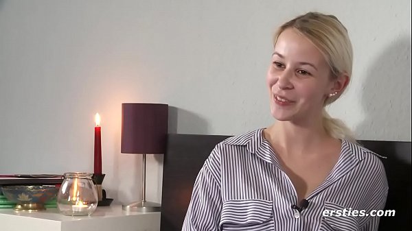 Play MP4 - We Love the way hot Amateur Jenny Rubs that Pussy -Ersties