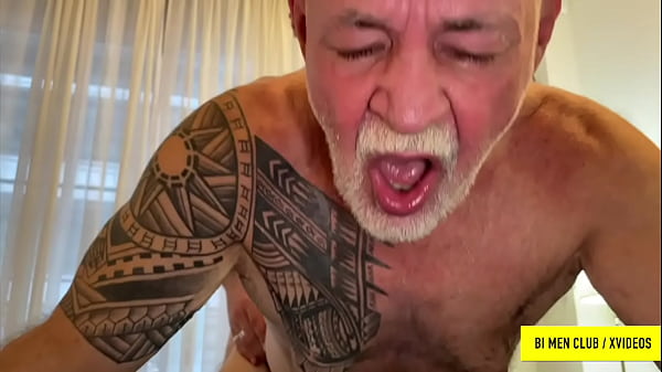 Play MP4 - Horny Married Machos Barebacking Gay Guys