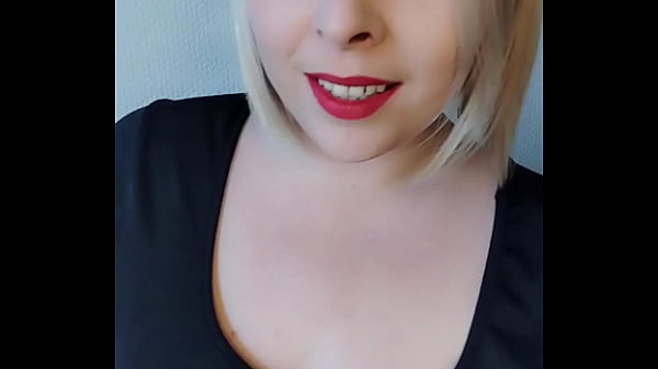 Nonton Qui Va Rejoindre Le Cercle De Blondiie ⭕ Pour F&ecirc;ter Avec Moi Mes 29 Ans ? ... thumbnail