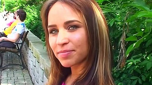 Stylish chick in out door sex session 