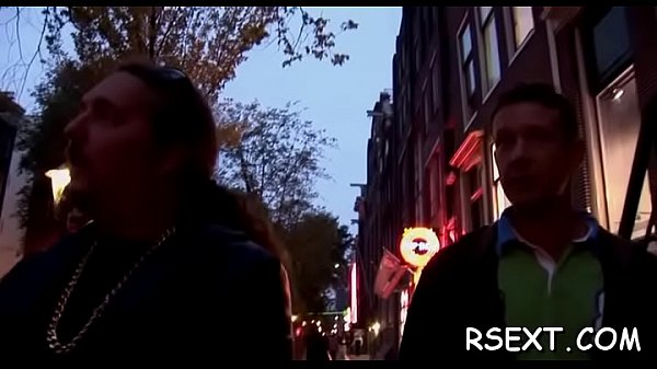 Gal gives blow and handjob 