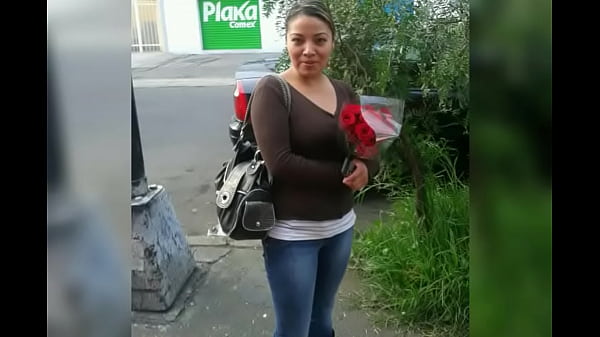 Madre cogelona ricas tetas 