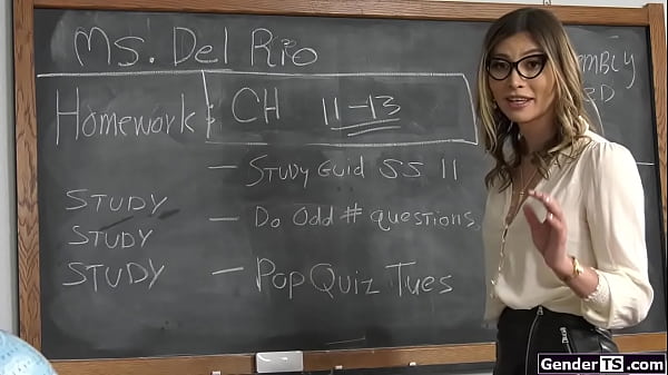 Play MP4 - Busty trans teacher Korra Del Rio analed