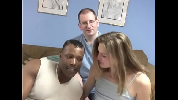 Play MP4 - Black dude fucks young beauty while she sucks cock to second stud