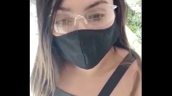 Play MP4 - Passando a&period; na bucetinha depoi de sair na rua sem calcinha&period;&period;&period;&period; os v&iacute;deos mais safados em www&period;bolivianamimi&period;com