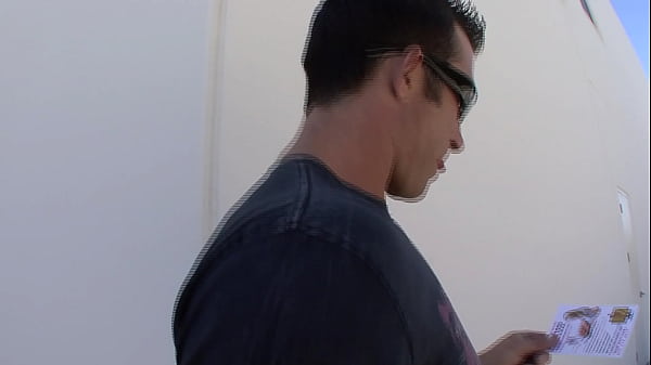 Nonton When A Large, Fat Cock Bangs Her Cunt Hard, She Is Losing Control And Squirting A Lot Around Everywhere, Making Them Both Completely Wet thumbnail