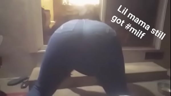 Nonton Nalgona Big Ass Another Bitch She Can Move That Ass thumbnail