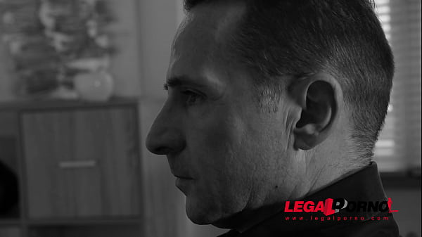 Nonton Submissive Busty Bombshell Jasmine Jae Spanked, Tied Up & Double Penetrated Gp488 thumbnail