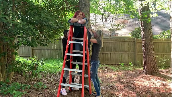 MILF get a sexy wedgie 