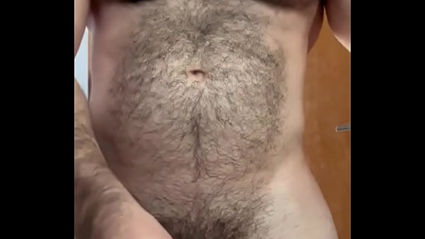 Urs&atilde;o jorrando leitinho e querendo cu 