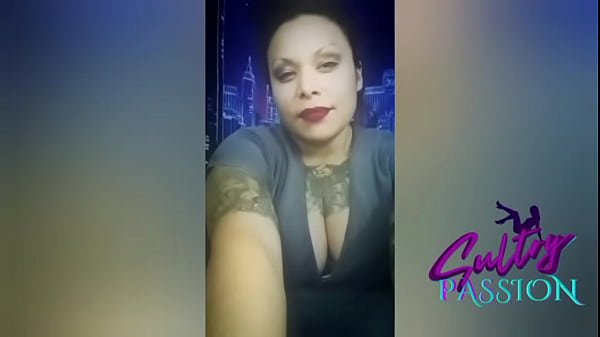 Nonton Sultry Passion Making Herself Horny In The Mirror thumbnail