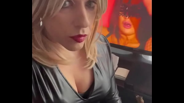 Play MP4 - Porn star