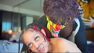 Lightskin Thick Bop Gets Her Pussy Popped In Vegas On The Top Floor thumbnail