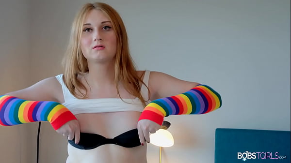 Pretty Redhead Wants To Play! thumbnail