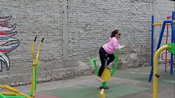 HAGO UN_VIDEO PARA MOSTRARLE A MI HERMANASTRO COMO ME FOLLO A MIVECINA_historiacompleta