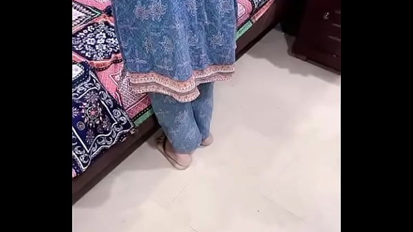 Play MP4 - Ye me or meri biwi ki chudai or ap sb mazay se delh rhe han