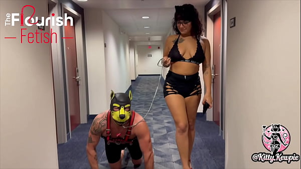 Kitty kewpie pegs bad pup ash in chi town on flourish fetish 