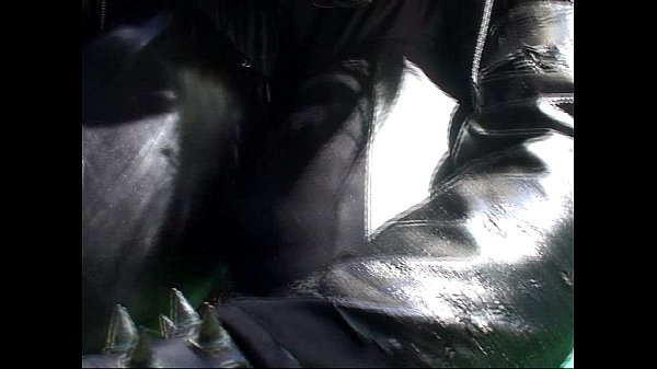 Play MP4 - Roxina2009BigBitchInTheSun020609XXXL