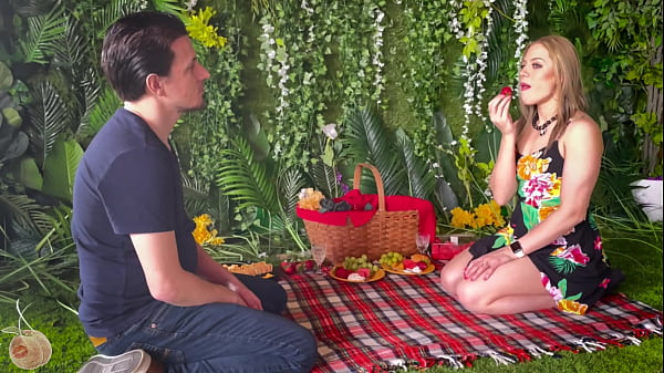 Father's Day Picnic Surprise With Lana Analise thumbnail