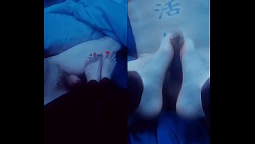 Handjob footjob split screen