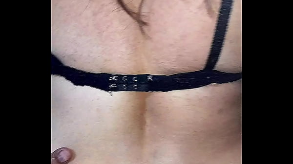 Play MP4 - Madura muy caliente se deja coger