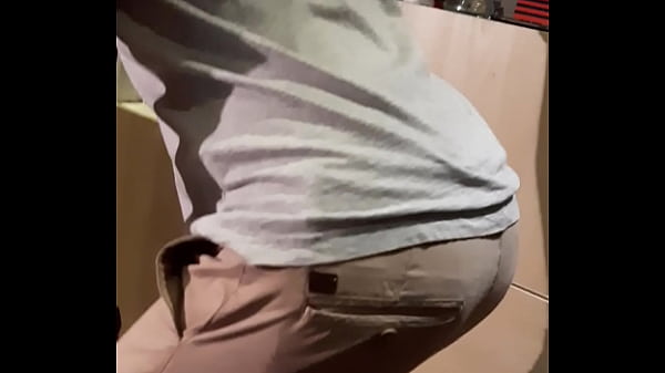 Jovem safadinho fudido pelo irmao ruben enquanto av&ocirc; v&ecirc; cautelosamente