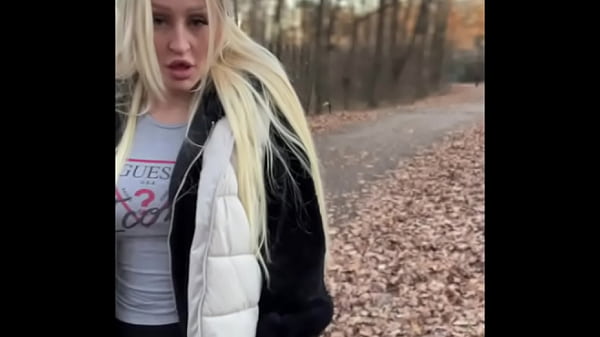 Nonton Im Pretty Flexible thumbnail